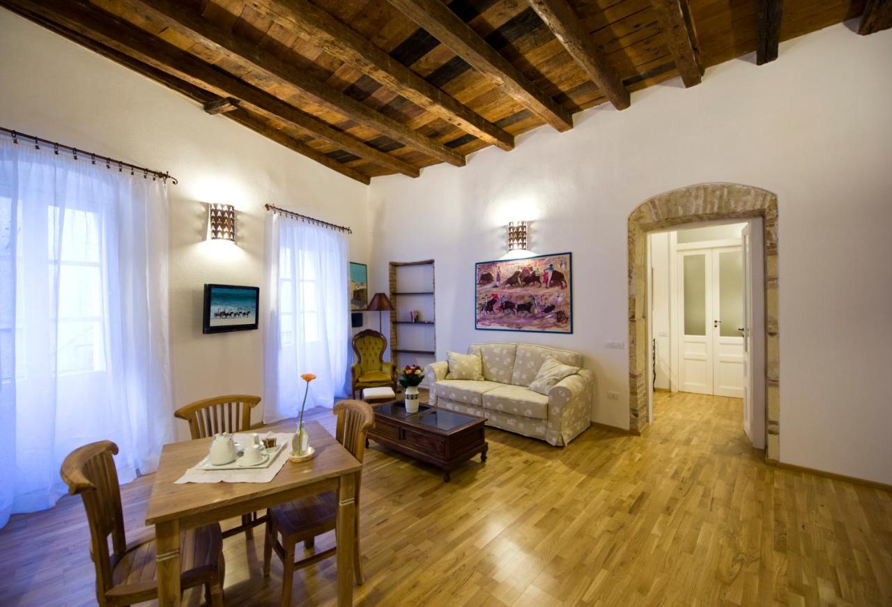 Castelletto Suites Cagliari Bilik gambar